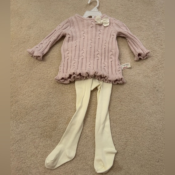 Shabby Chic Matching Set Footies and Cable Knit Sweater Size 3-6M - Picture 1 of 3